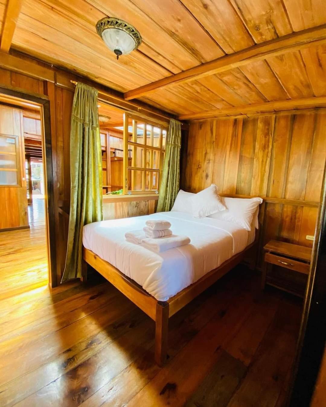 Guayabo Hostal Mindo Bagian luar foto