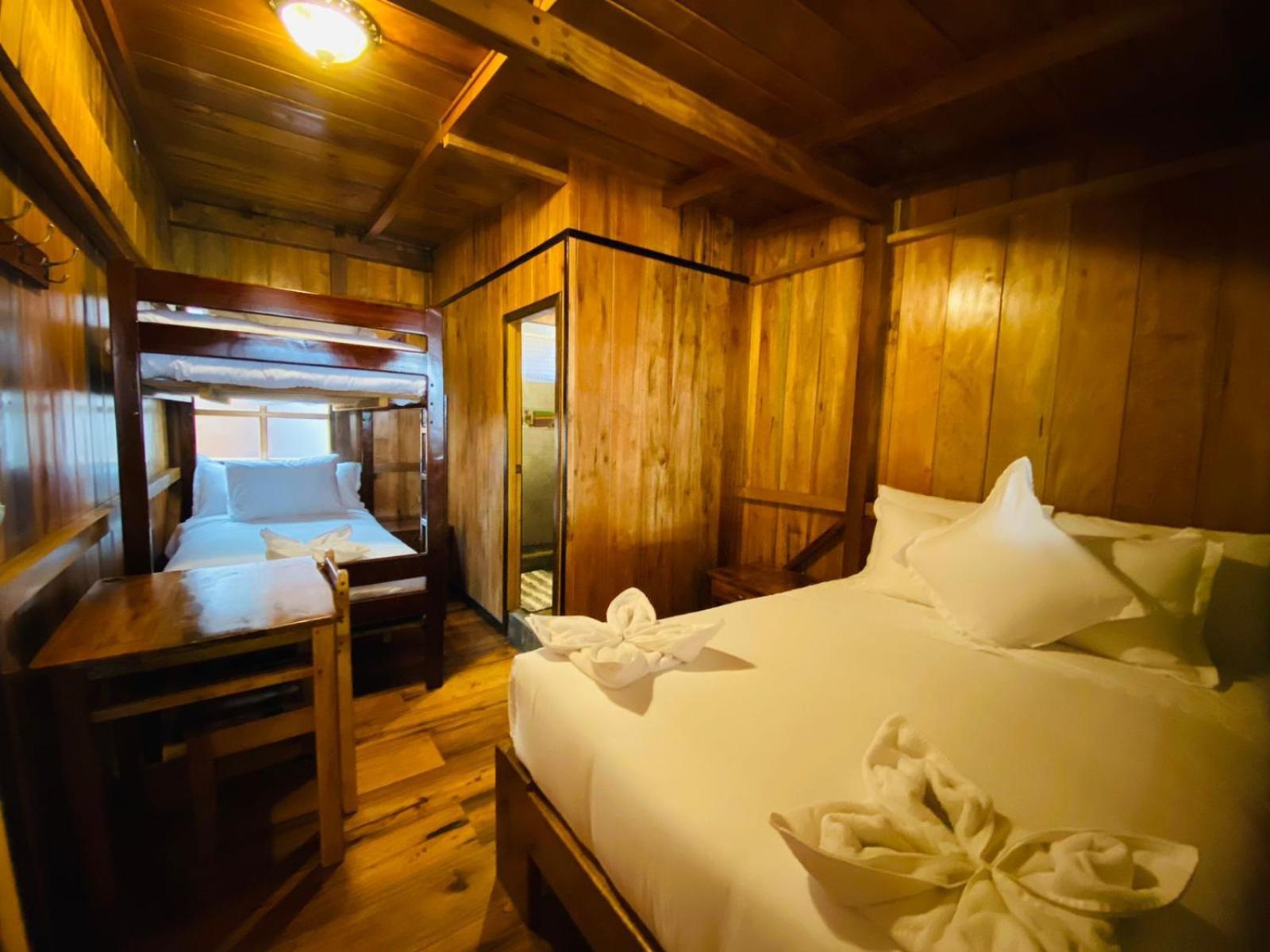 Guayabo Hostal Mindo Ruang foto