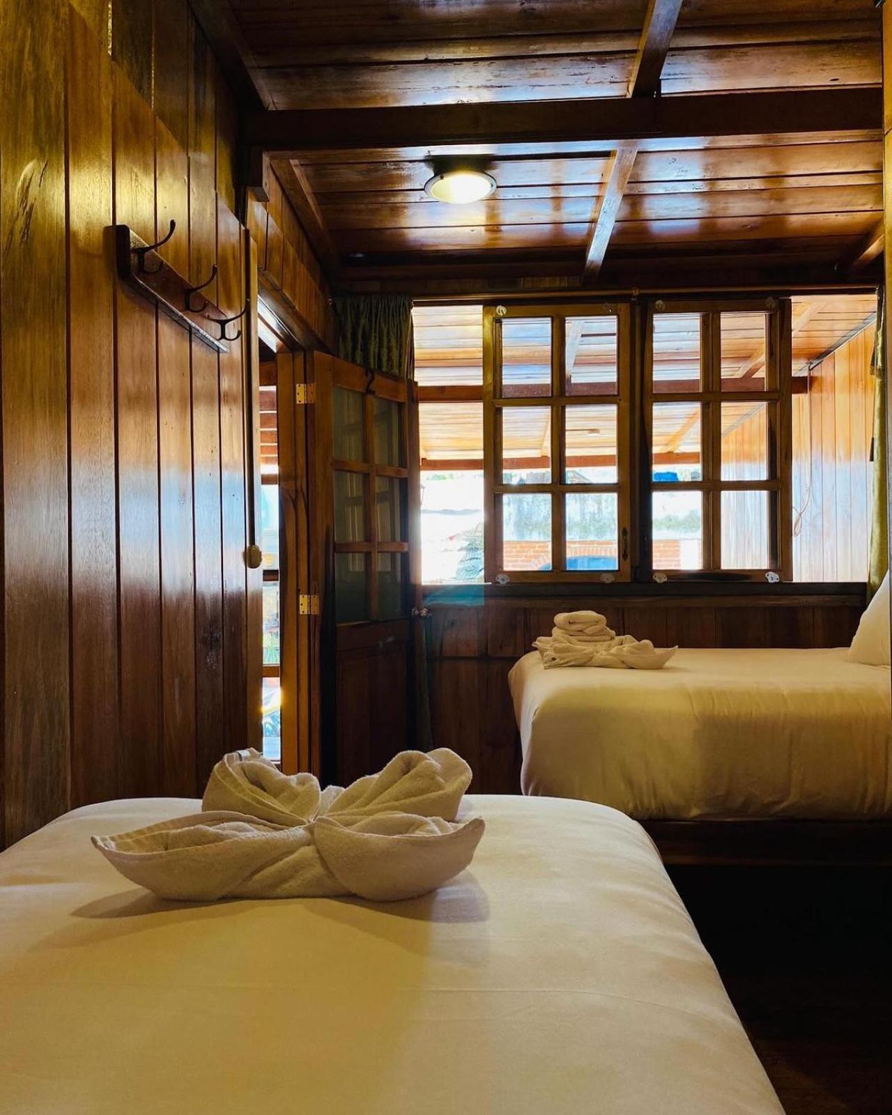 Guayabo Hostal Mindo Ruang foto