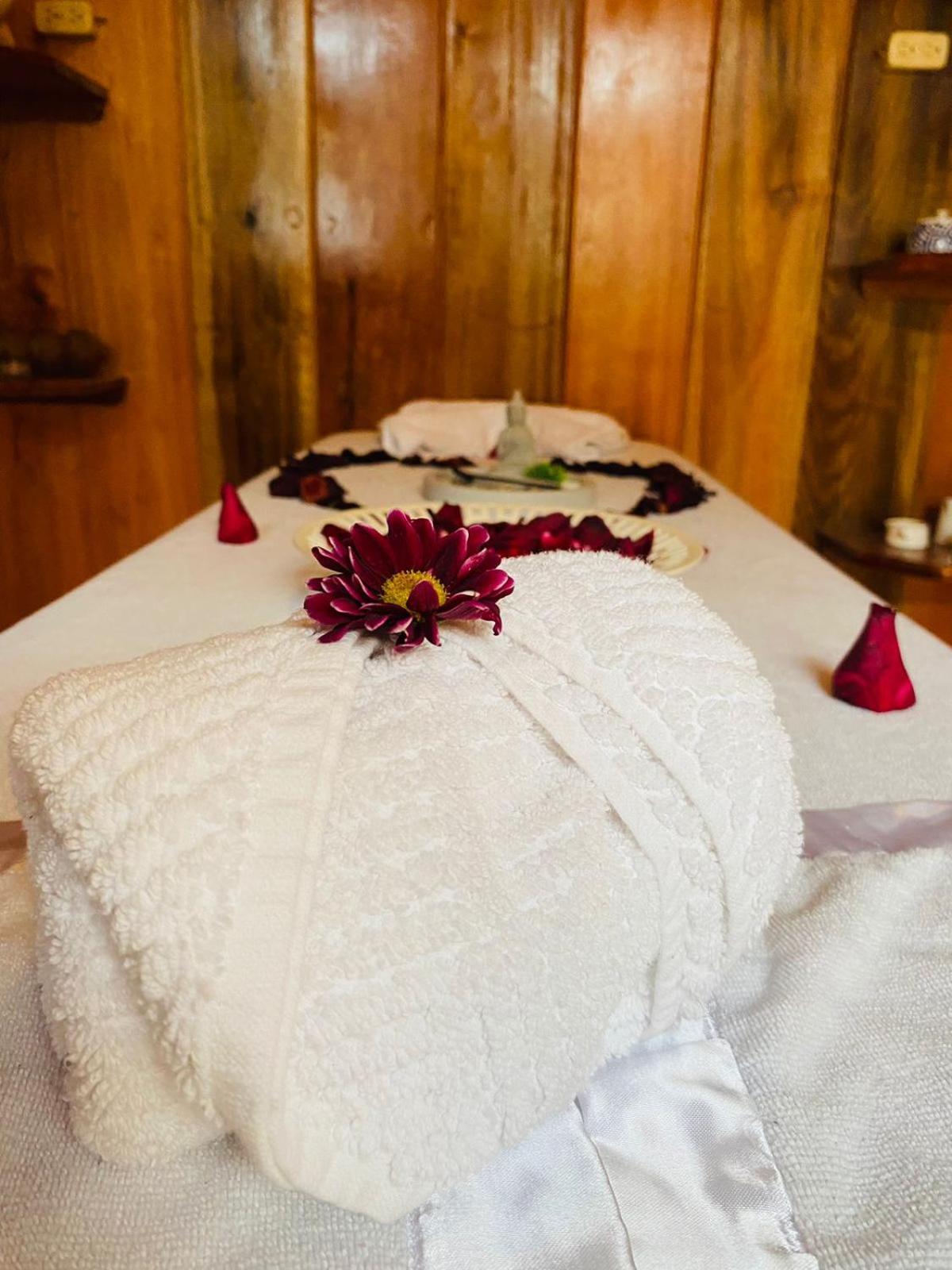 Guayabo Hostal Mindo Bagian luar foto