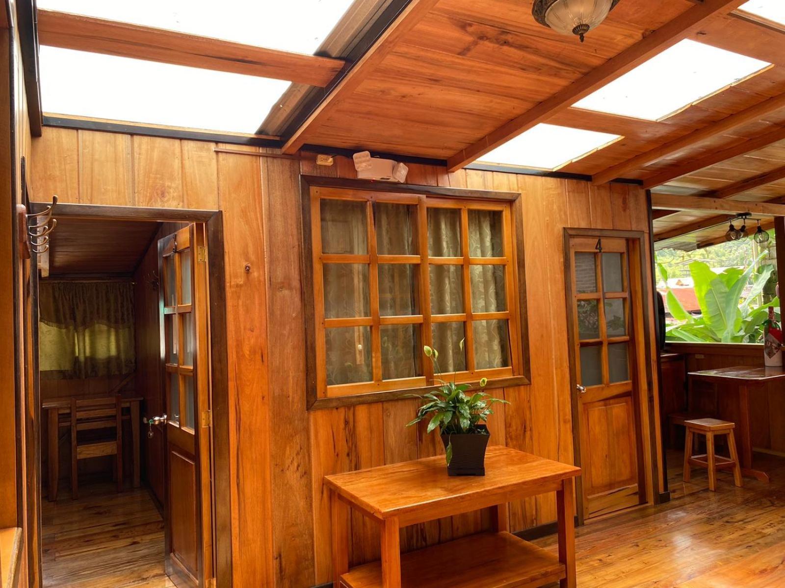 Guayabo Hostal Mindo Bagian luar foto