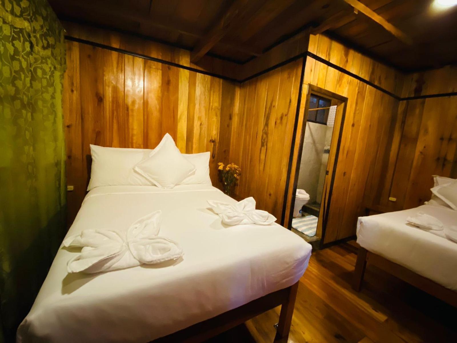 Guayabo Hostal Mindo Ruang foto