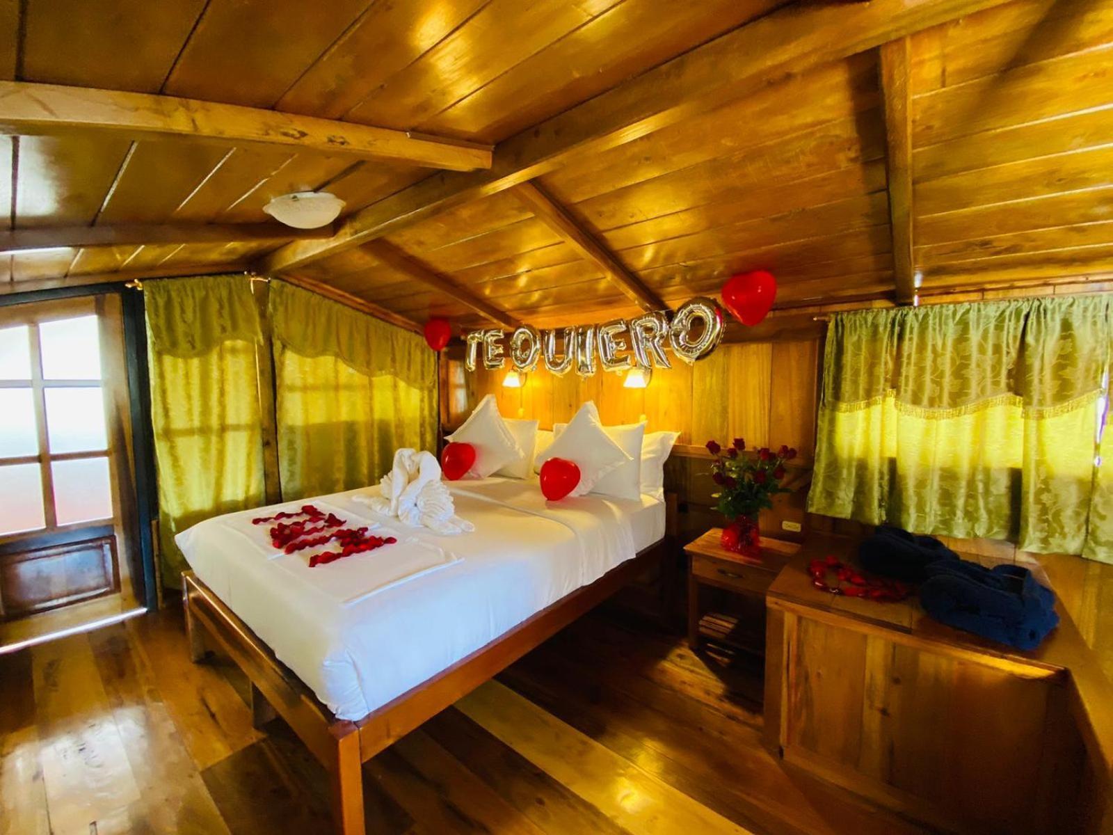 Guayabo Hostal Mindo Ruang foto